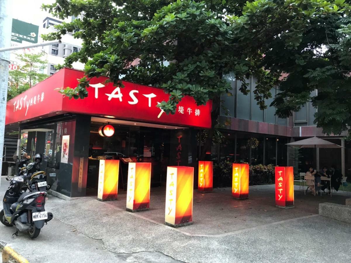 Long Siang Hotel Kaohsiung Esterno foto